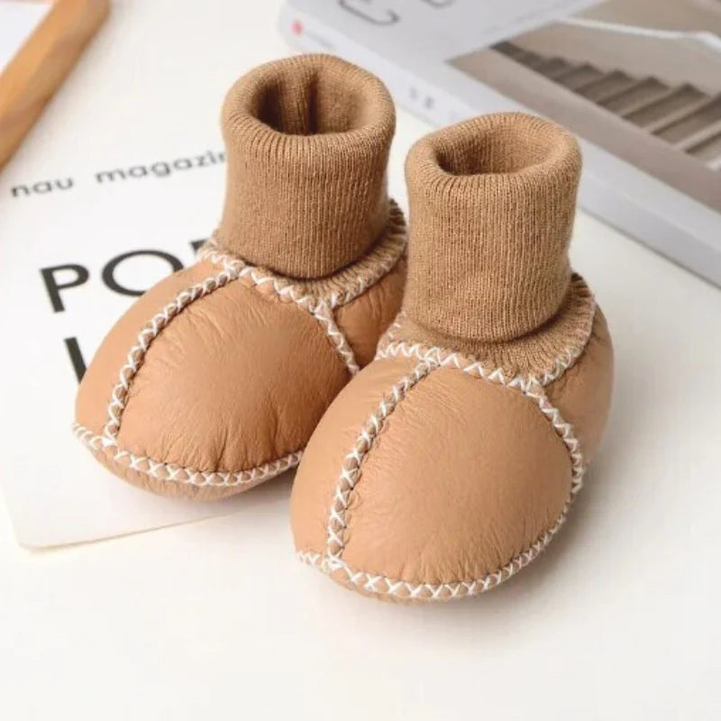 Mini Fashion™ / Wool and leather slippers for babies